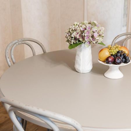 Lux Apartment On Duhnovicha Street .Free Parking. Uschhorod Exterior foto